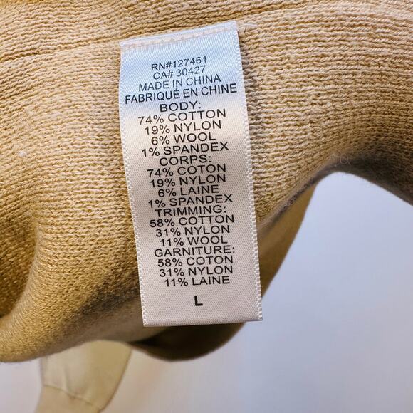 Wildfox Sweater with Balloon Sleeves and Cutouts Size Large - Picture 8 of 9